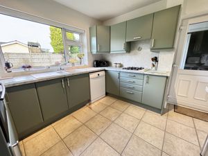 Kitchen- click for photo gallery